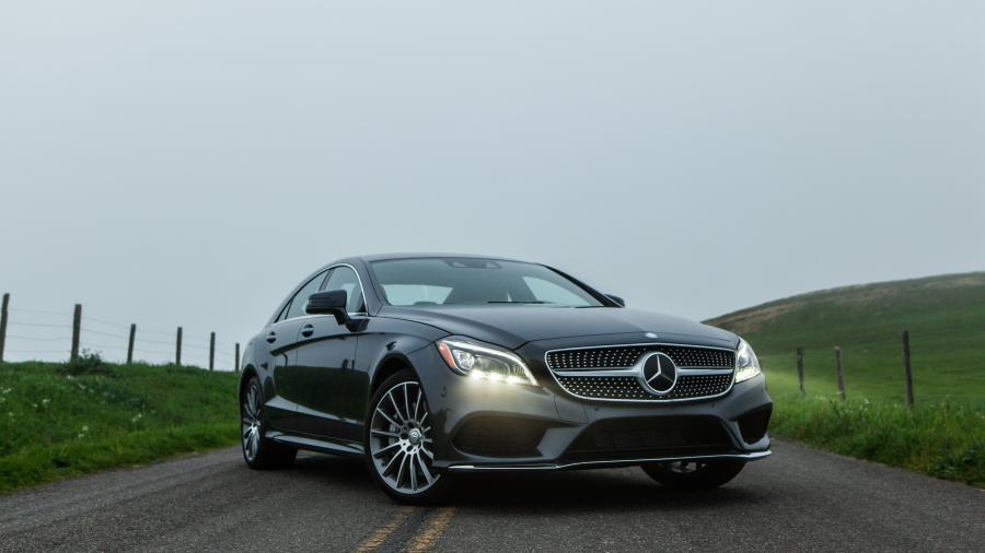  Mercedes-Benz CLS550 4Matic AMG Line 2015 года  (NA) (фото 2 из 30)